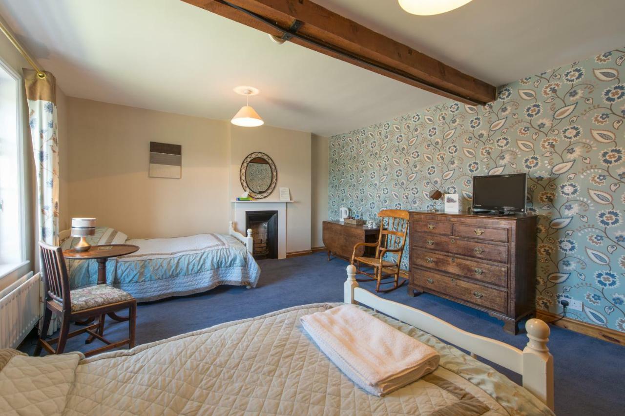 Moreton Hall Farm Bed and Breakfast Newport  Exterior foto